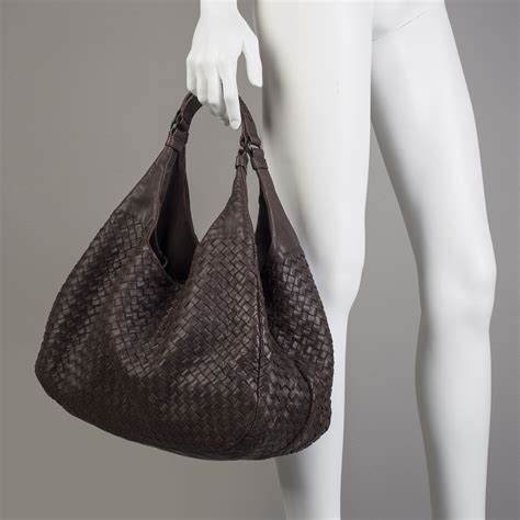 bottega veneta vella bag.